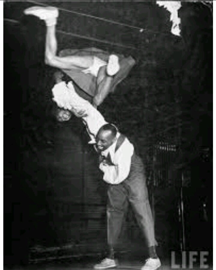 Clases de Lindy Hop en academia de baile Valencia Spirit